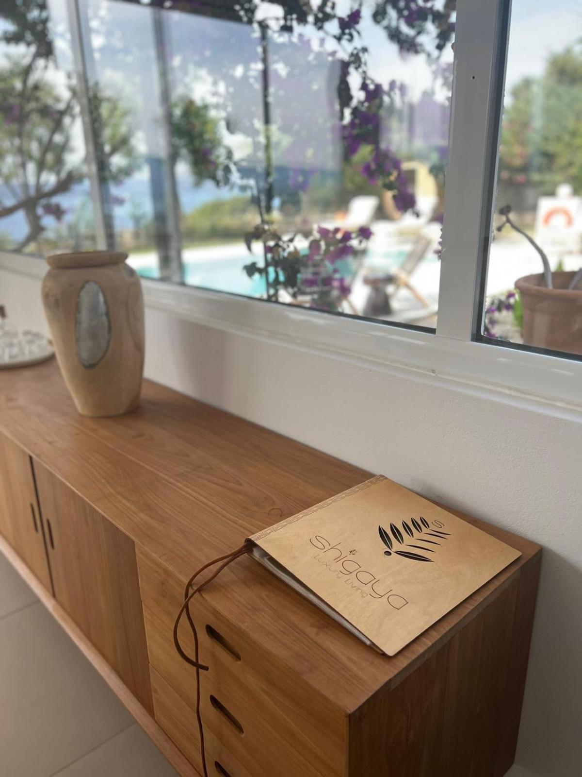 Shigaya Boutique Villa Плака Екстериор снимка